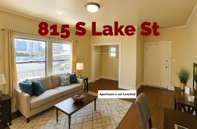 Building Photo - 815 S Lake St