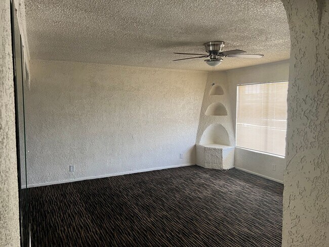 Building Photo - Affordable 2 Bedroom Condo in Central Las Vegas
