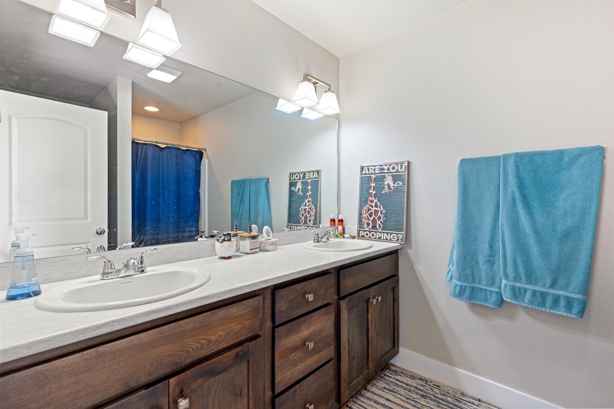 Building Photo - 201 13th St