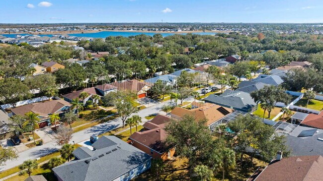 Building Photo - 11709 Holly Creek Dr