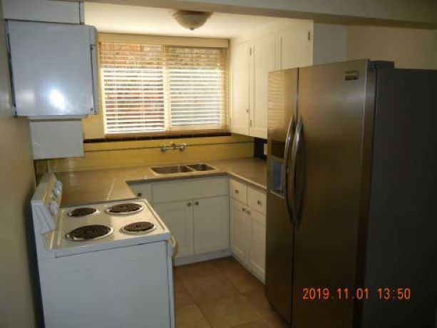 Building Photo - 718 S 1100 E