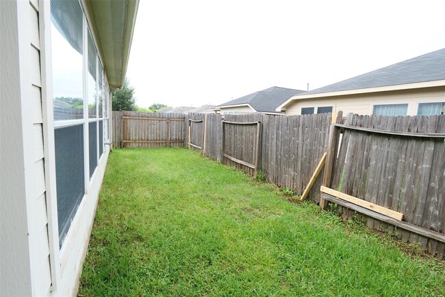 Building Photo - 3030 Sunchase Ct