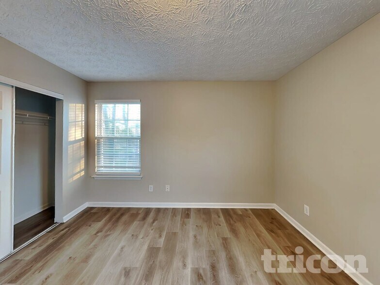 Building Photo - 5251 Miranda Way