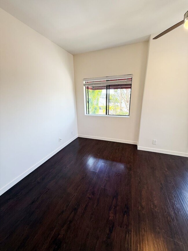 Building Photo - Charming Studio in Prime North Park Locati...