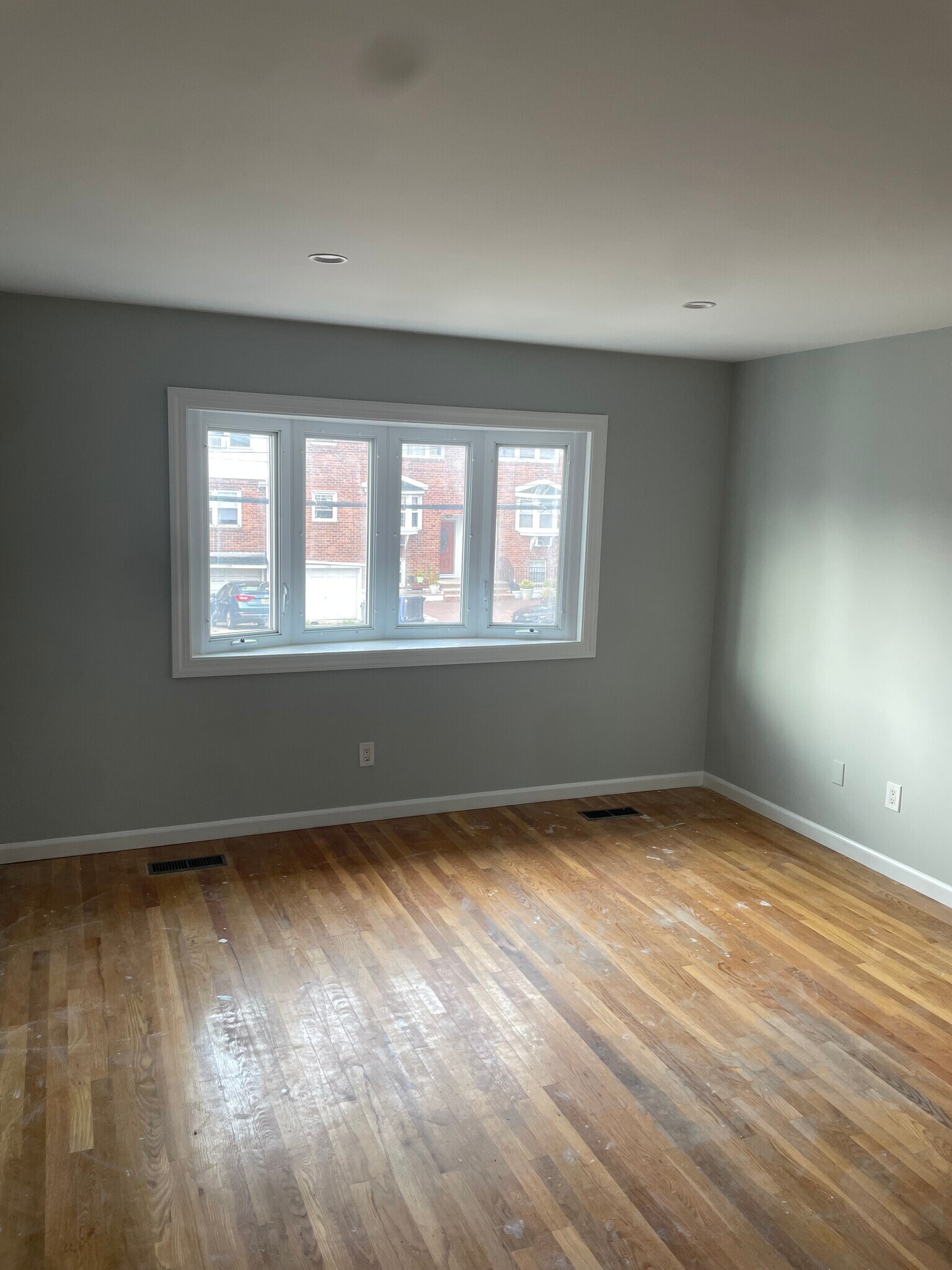 Building Photo - 129 Sussex St