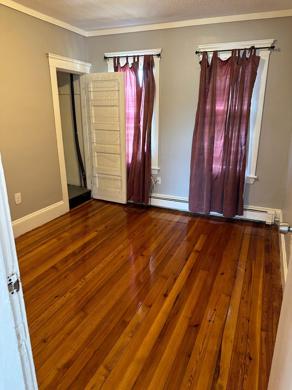 Building Photo - 54 Eaton St