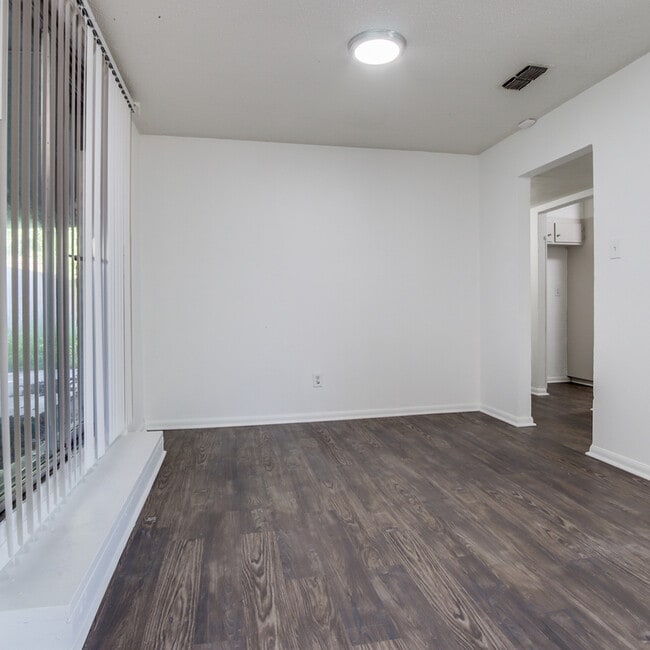Building Photo - 5358 Wonder Dr