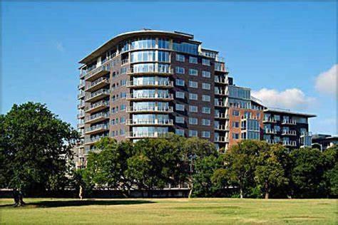 Primary Photo - 901 W 9th St