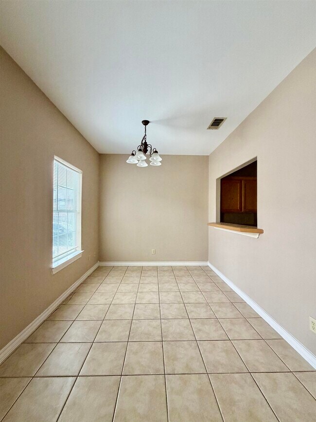 Building Photo - 9804 Cantera Ct