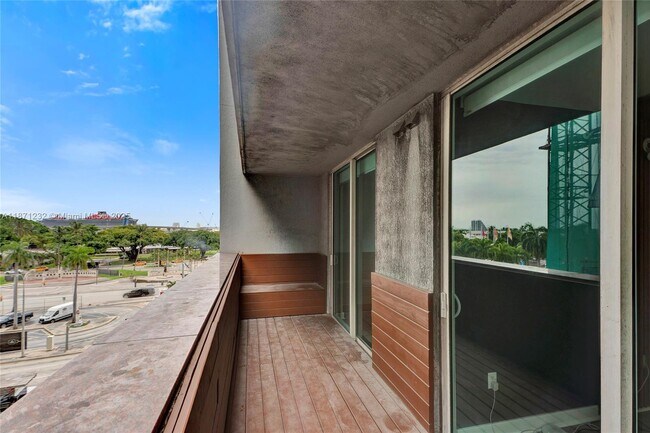 Building Photo - 244 Biscayne Blvd