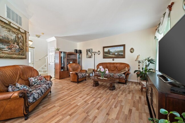 Building Photo - 32504 Millstone Cir