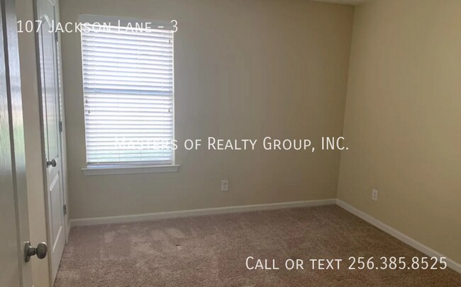 Building Photo - 107 Jackson Ln