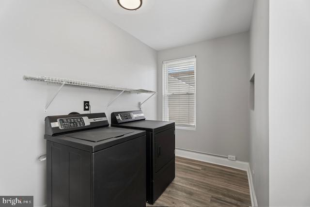 Building Photo - 325 E Hector St