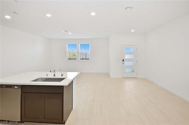 Building Photo - 254 Walsh Peak Ave