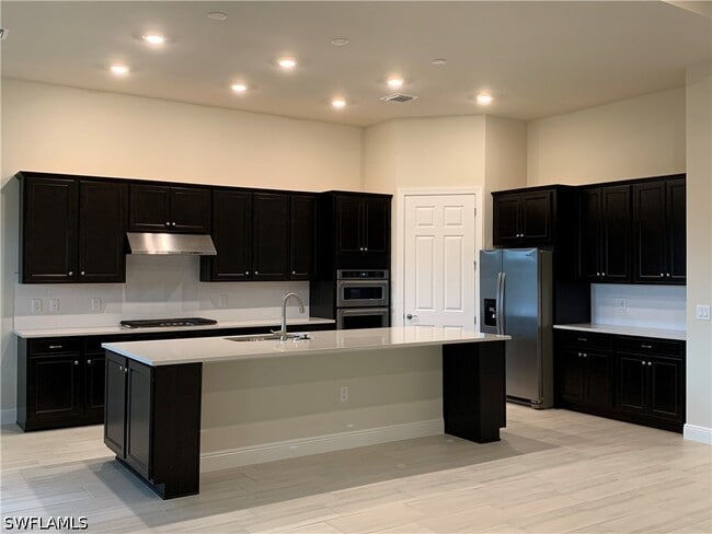 Building Photo - 9108 Snowy Owl Wy