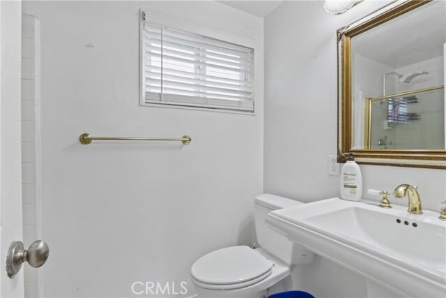 Building Photo - 1002 Fernrest Dr