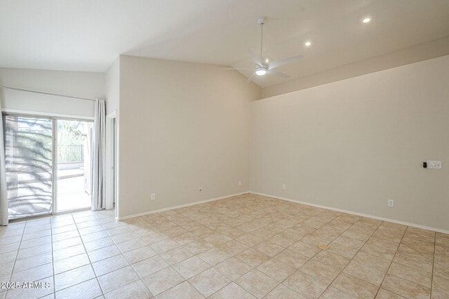 Building Photo - 40035 N Patriot Way