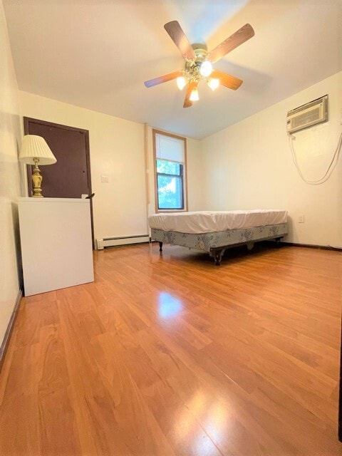 Building Photo - 812 Pavonia Ave