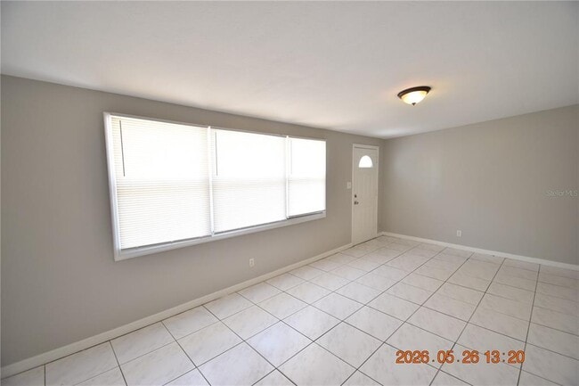 Building Photo - 4011 W Marietta St