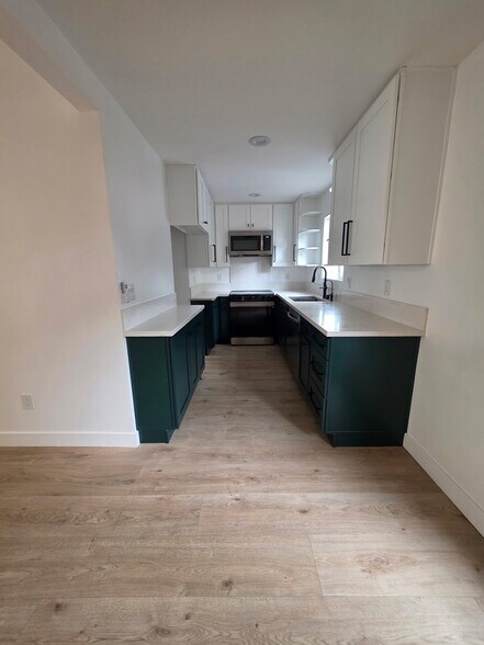 Building Photo - 1810 Verdugo Vista Dr