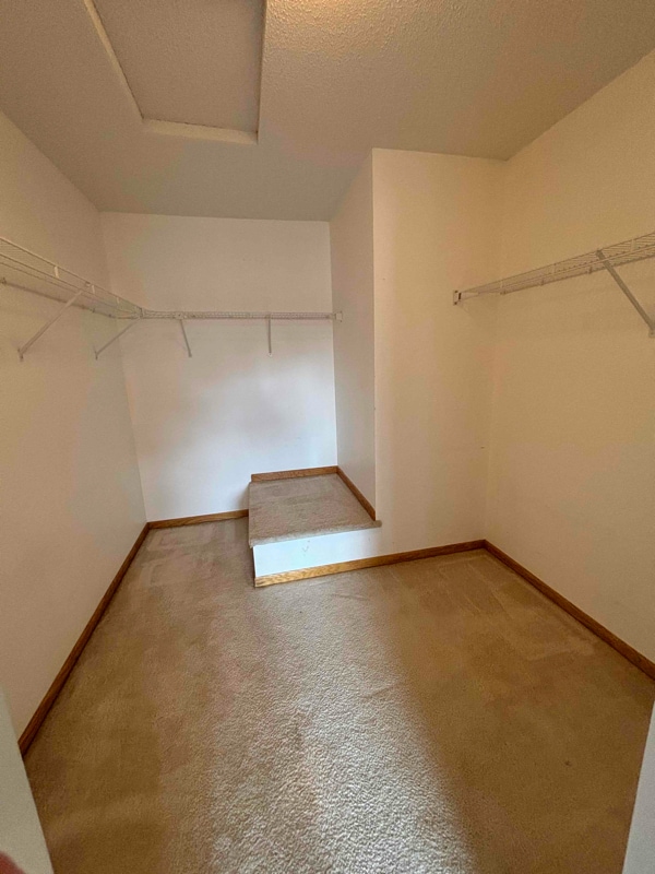 Building Photo - 1889 Wildflower Ct