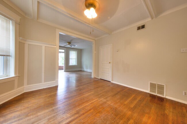 Building Photo - 3111 Portis Ave