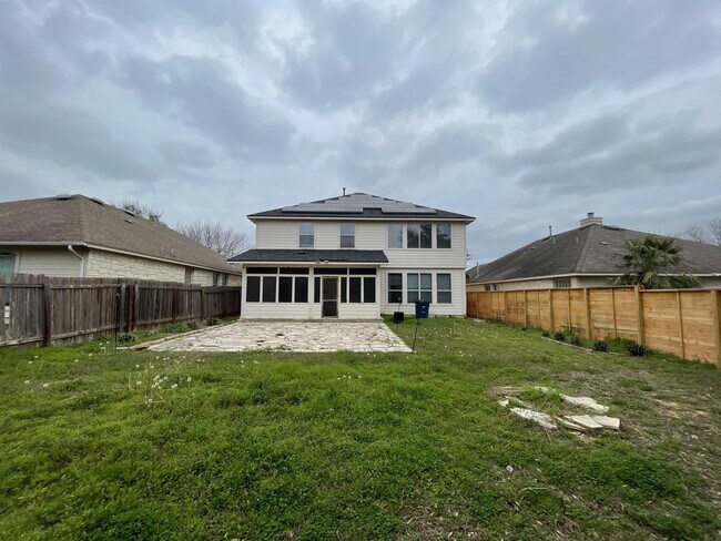 Building Photo - 10312 Yellowstone Dr