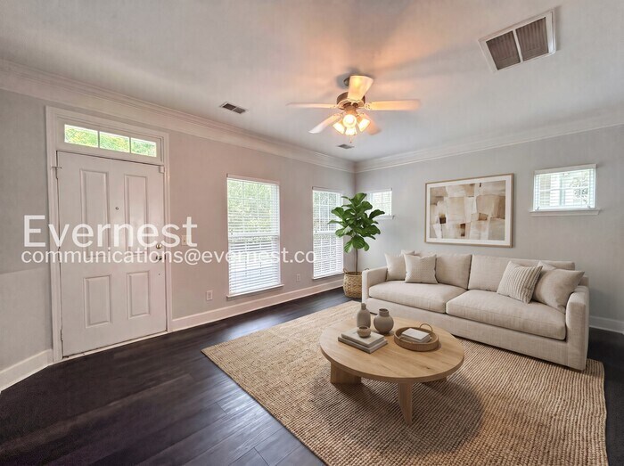 Building Photo - 7023 Sunnywood Dr