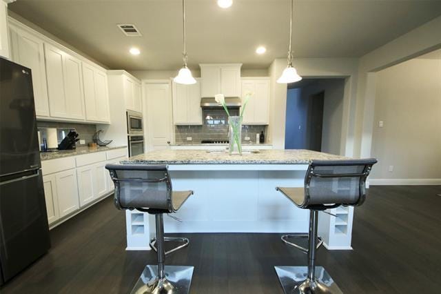 Building Photo - 5567 Claiborne Ct