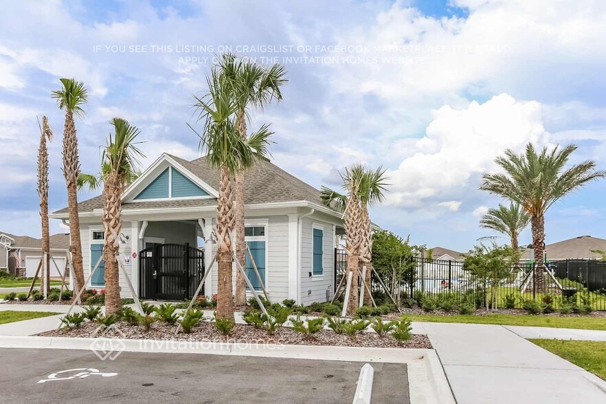 Building Photo - 10051 Lemon Grass Ln