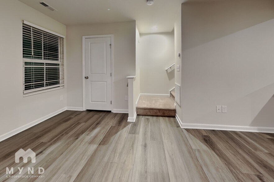 Building Photo - 2227 Fathom Wy