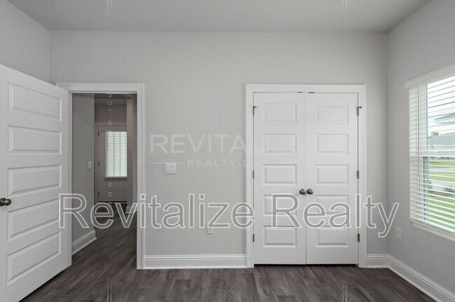 Building Photo - 14531 Dayton Cir