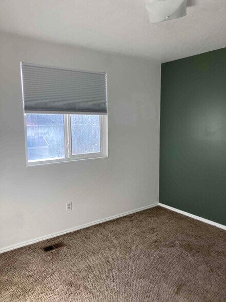 Building Photo - 6635 S 5135 W