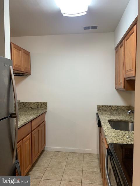 Building Photo - 626 S Charles St