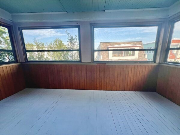 Building Photo - 5 Magnus Ave