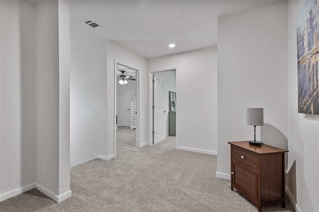 Building Photo - 1009 N Barrett Ave