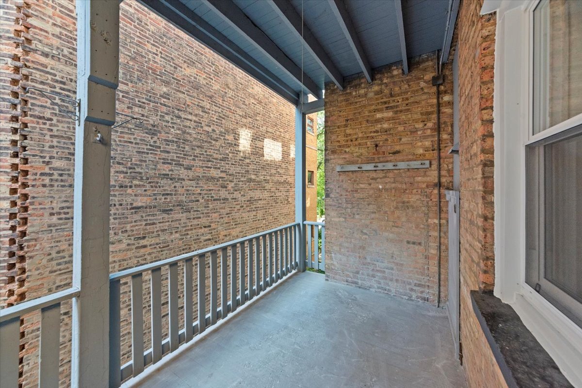 Building Photo - 120 Keeney St