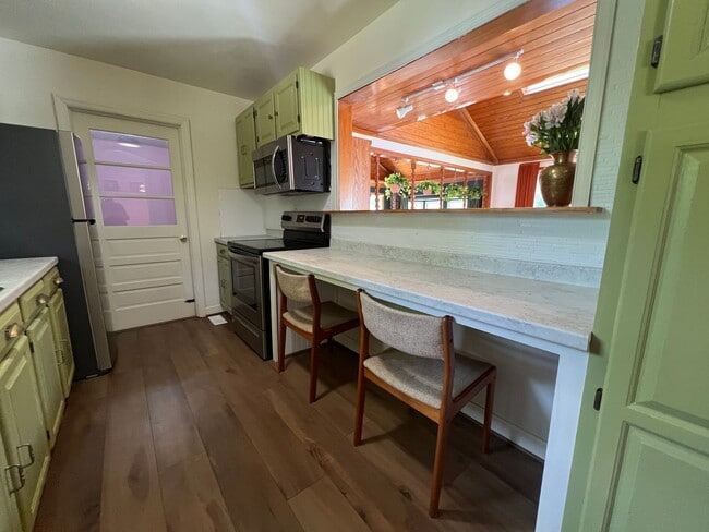 Building Photo - Mid - Century Modern Dream!   WILLOW TERRACE