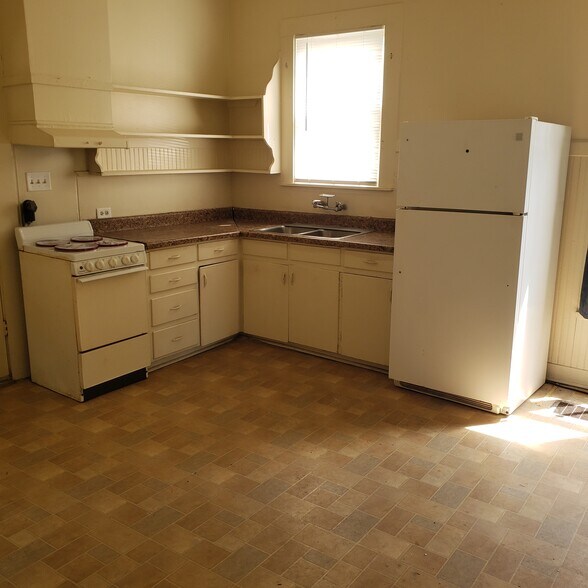 Building Photo - 314 Fowzer St