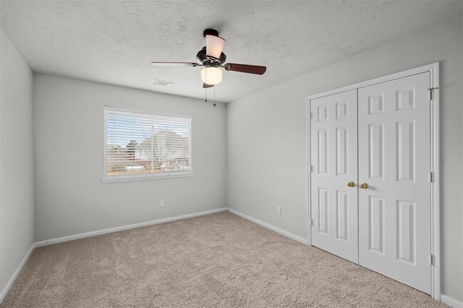 Building Photo - 16935 Valley Palms Dr