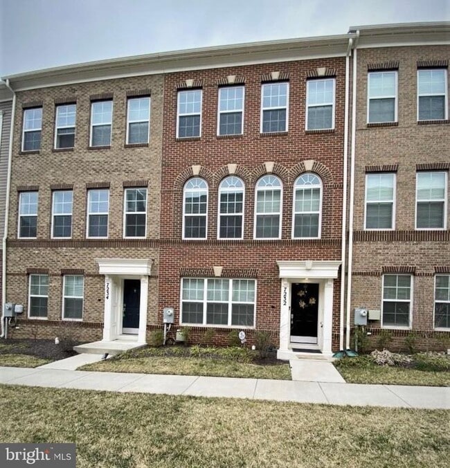 Building Photo - 7232 Barrberry Ln