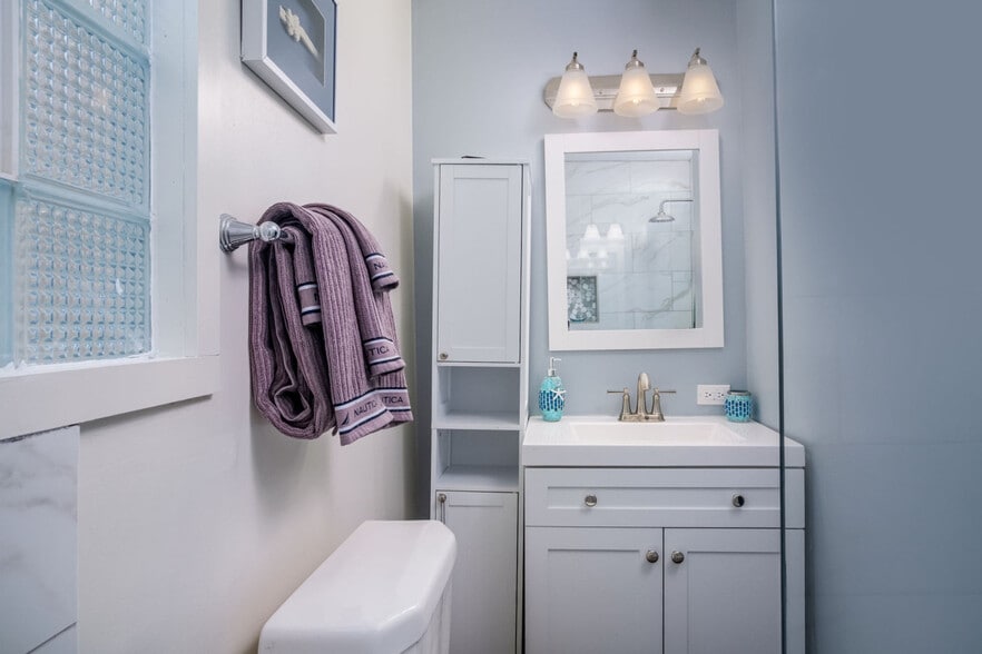 Building Photo - 139 Cora Ave