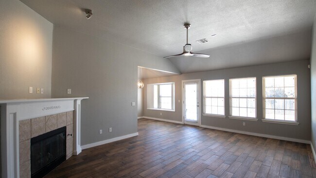 Building Photo - 21925 Homesteaders Rd