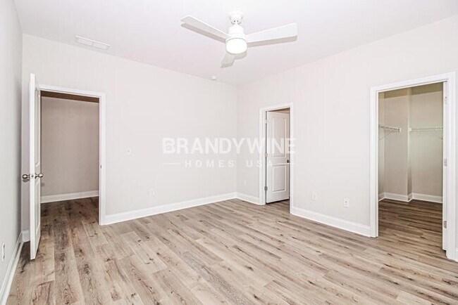 Building Photo - 1032 Wildflower Dr