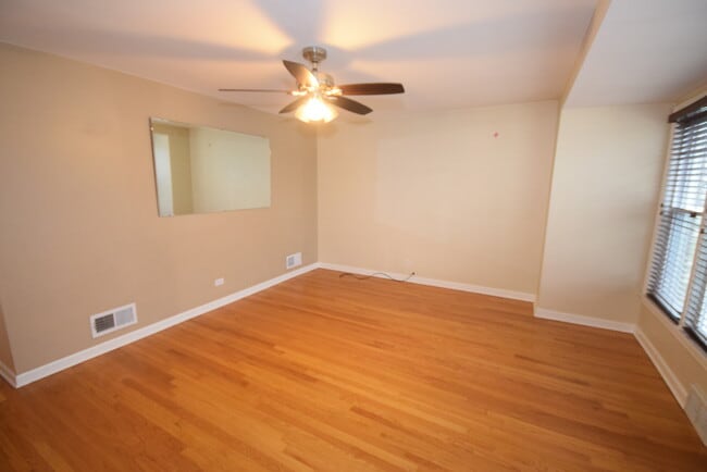 Building Photo - 5551 S Mason Ave