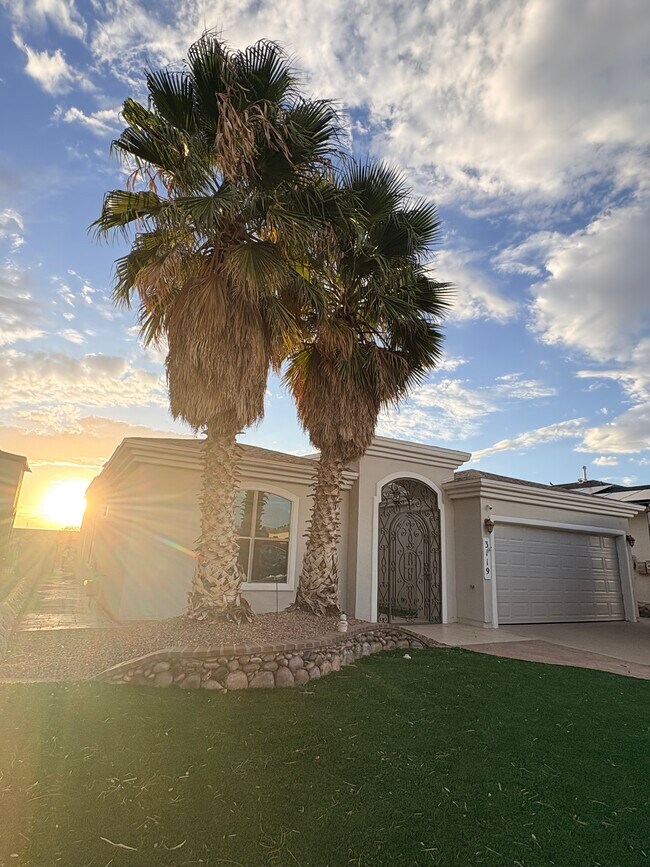 Building Photo - 3119 Sunny Prairie Dr