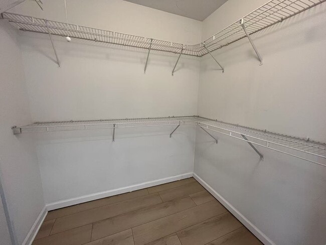 Building Photo - 262 Odlum Ct