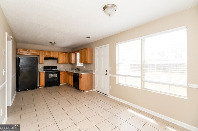 Building Photo - 9403 Highland Ridge