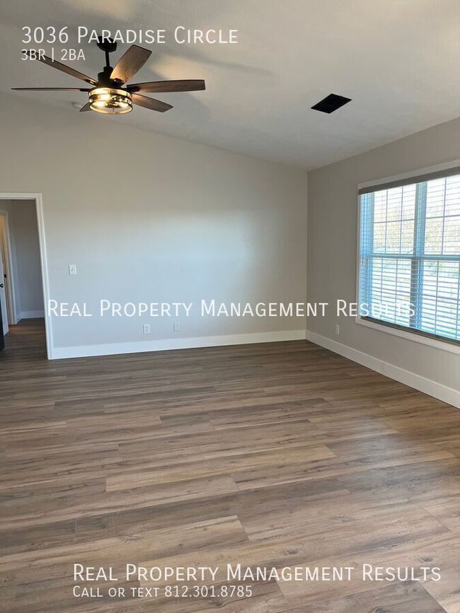 Building Photo - 3036 Paradise Circle