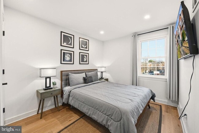 Building Photo - 5113 4th St NW